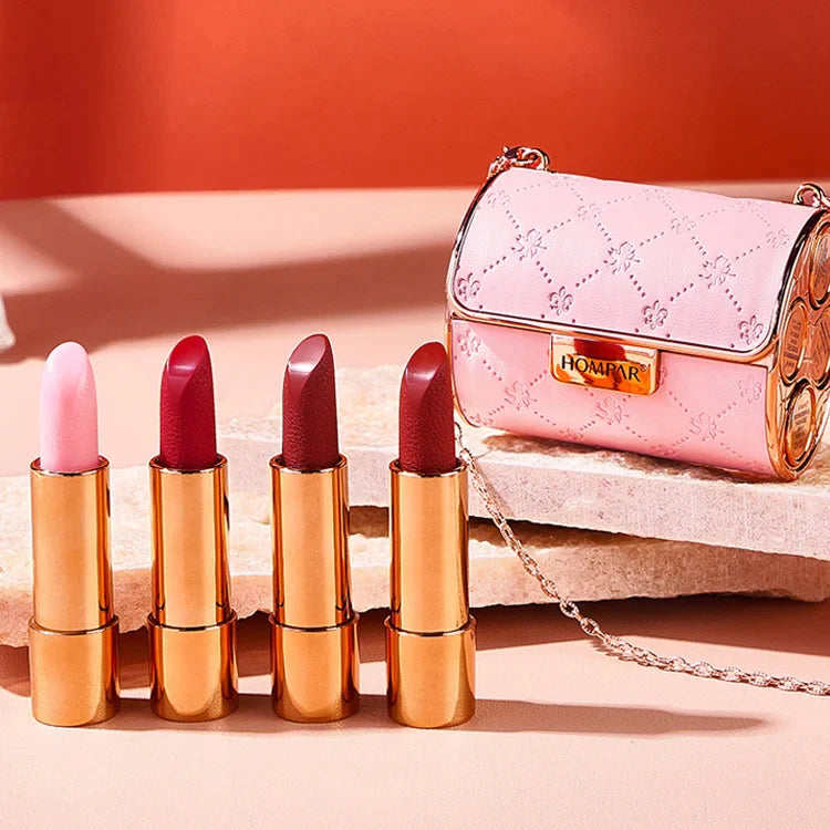 Velvet Matte Lipstick Set with Glamour Chain Pouch(50% OFF)