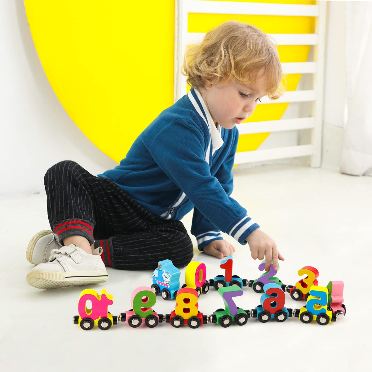 🚗Letters Magnetic Train Puzzle Wooden Toy Car