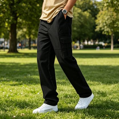 Men's Relaxed Fit Straight-Leg Cargo Pants