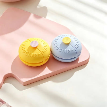 Scomeri Cute Donut Silicone Heat-Resistant Pinch Mitts